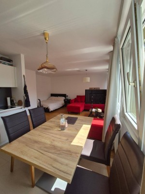 STUDIO NEAR LANDSTRASSE – QUIET, EFFICIENT &amp; WELL-CONNECTED