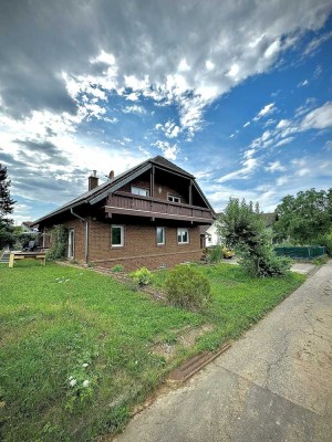 Zwischen Reben & Ruhe: Helle 2-Zi.-Wohnung mit Weitblick & Charme
