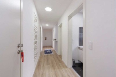 Wunderschöne 2-3 Zimmer Wohnung mit tollem Blick, Balkon und Stellplätzen