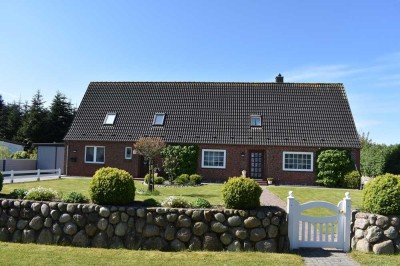 Großzügiges Wohnhaus mit vielfältigen Nutzungsmöglichkeiten am Marschrand