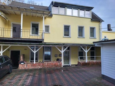 Gepflegte 1-2-Zimmer Wohnung im 1. OG in Solingen-Mitte