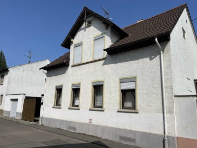 Wohnhaus in Gimbsheim mit großem Grundstück und viel Ausbau- und Gestaltungsreserve