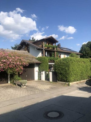 Geräumige 5,5-Zimmer-Doppelhaushälfte in Hohenschäftlarn