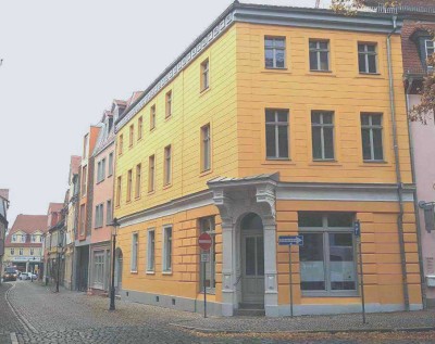 Wohnen und/oder Arbeiten -barrierearme 2 -Raum-Einh., mit Einbauküche u. Terrasse in histo. Altstadt