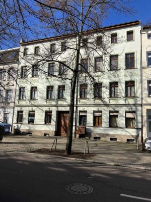 „Einziehen & Sparen: Wohnung mit exklusivem 100 € Gutschein!“ *