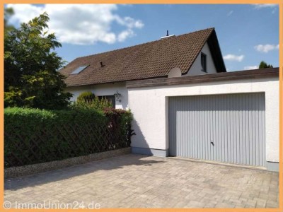 Großzügiges und familienfreundliches 200 qm Haus in BESTER Wohnlage von Langenzenn – Sofort frei !