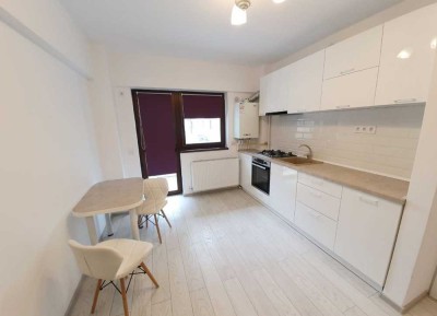 Geschmackvolle, vollständig renovierte 1,5-Raum-Wohnung mit EBK in Kissing