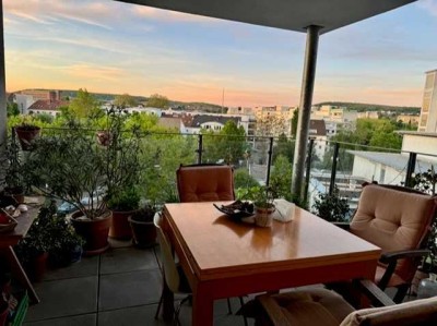 3 Zimmerwohnung mit offener Küche und großem Balkon zu vermieten!
