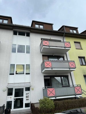 Stilvolle 3-Zimmer-DG-Wohnung mit gehobener Innenausstattung und EBK in Aschaffenburg