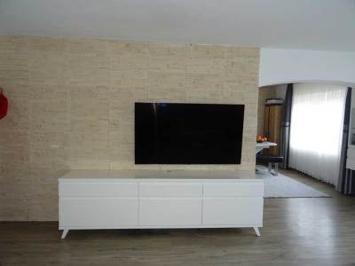 Ein-Zweifamilien oder Mehrgenerationenhaus in zentraler Lage  zu verkaufen.