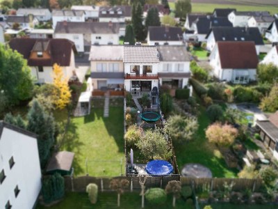 Attraktives Split-Level-Reihenmittelhaus in ruhiger Lage von Hasselroth-Gondsroth