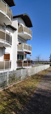 Moderne 3-Zimmer-Wohnung mit Seeblick