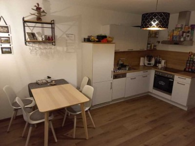 Attraktive und gepflegte 1,5-Zimmer-Wohnung mit Balkon und Einbauküche in Gersfeld