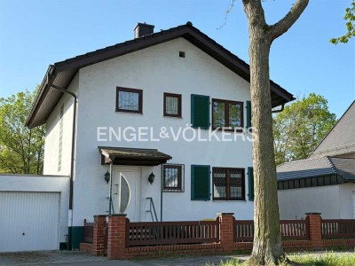 Freistehendes Einfamilienhaus: Naturnahes Wohnen mit exzellenter Verkehrsanbindung