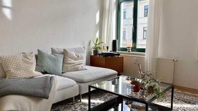 Perfekte Studentenwohnung mit Möbelübernahme (3500€ VB)