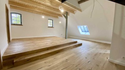 Außergewöhnliche Maisonettwohnung mit Gartennutzung!