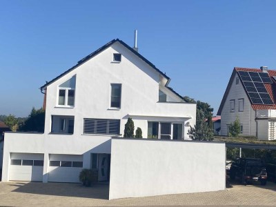 Neuwertige 3-Raum-Wohnung mit großer Terrasse  und Einbauküche in Essingen