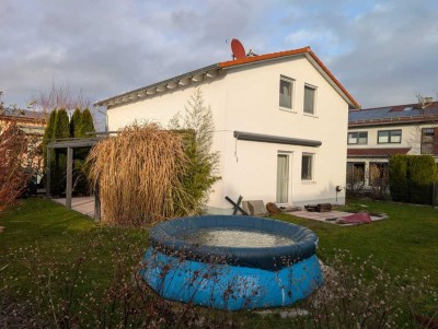 Freistehendes Einfamilienhaus mit Carport in Meitingen, OT Erlingen