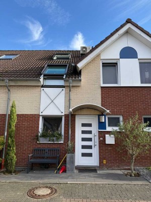 Reihenhaus in Hofanlage in familienfreundlicher Lage