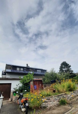 4 Zimmer in heller  Wohnung in ruhiger, ländlicher Ortsrandlage in Ammerbuch, Landkreis Tübingen