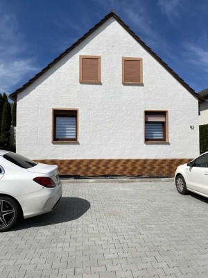 Renoviertes Einfamilienhaus mit Baugrundstück in Bad Kreuznach-Winzenheim – ohne Makler