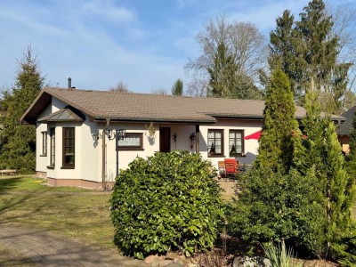 PROVISIONSFREI |DEN SOMMER IM EIGENEN GARTEN VERBRINGEN - Einfamilienhaus im Bungalowstil mit Pool
