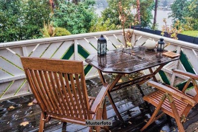 Gepflegte 3-Zimmer-Wohnung mit Loggia in ruhiger Wohnanlage