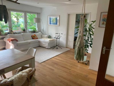 Beste Lage - schöne 3 Zimmerwohnung in Stuttgart-Sillenbuch mit Stellplatz und Hobbyzimmer.