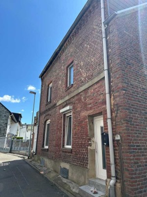 Einfamilienhaus mit Renovierungsbedarf – Ihre Chance auf ein individuelles Zuhause!