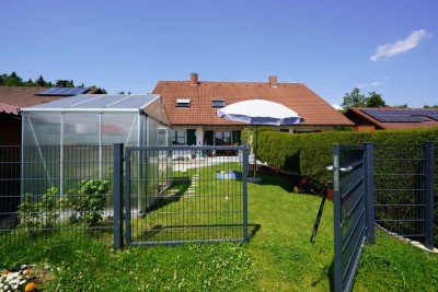 Mit Bergblick - Bezaubernde Doppelhaushälfte in Ortsrandlage in Leutkirch Teilort