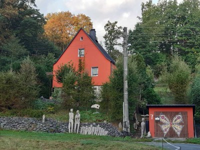 Ideal für Kunstliebhaber! Einfamilienhaus mit Kunstwerk evtl. als Ferienhaus / Atelier in Dröda