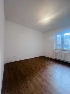 Tolle kleine 1 Zimmer Wohnung - BAHNHOFSNÄHE