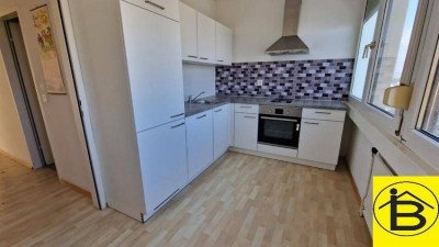 15423 Alle Zimmer getrennt begehbar, Bahnhofsnähe!