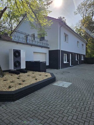Obergeschosswohnung im Zweifamilienhaus mit EBK in Nordsteimke