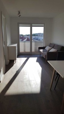 Möblierte 2-Zimmer-Wohnung mit Balkon und Einbauküche in Markt Schwaben