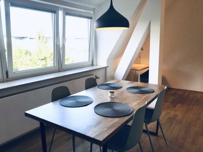 Möbliertes DG-Juwel mit Charme - Toplage Haidhausen