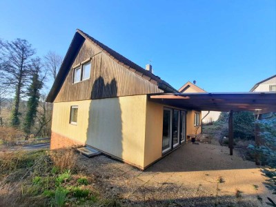 Großes freistehendes Haus - optimal auch für mehrere Generationen!