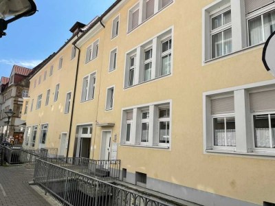 GELEGENHEIT 3-ZIMMER-WOHNUNG  MIT  BALKON  &  EINSTELLPLATZ  IM  ZENTRUM  *FREI*