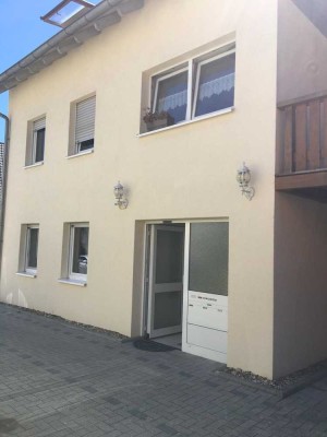 Sehr schöne und geräumige 4-Zimmer Wohnung in Kirchardt-Berwangen!