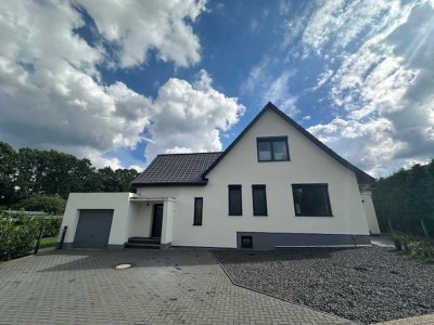 Bezugfertiges, renoviertes Einfamilienhaus mit EBK und tollem Grundstück - Loccum