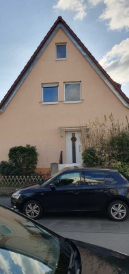 Freistehendes Einfamilienhaus mit EBK in Egelsbach