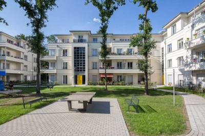 Bezugsfrei ab 01.05.25 ** 4-Zi-Neubauwohnung mit Balkon, Fahrstuhl & eigenem Stellplatz