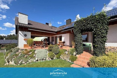 Top gepflegtes Einfamilienhaus mit besonderen Ausstattungsmerkmalen, ca. 400 m² Nutzfläche