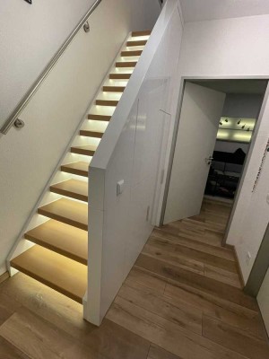 Charmante 3-Zimmer-Maisonette-Wohnung mit gehobener Innenausstattung und Einbauküche in Aachen