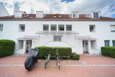 Charmante 3-Zimmer-Maisonette-Wohnung mit hellem Wintergarten in Garching bei München