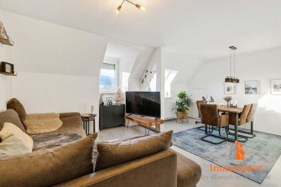 IMMOSPACE *** TOP GEPFLEGTE 3 ZKB MIT EINBAUKÜCHE, SÜDBALKON UND STELLPLATZ ***