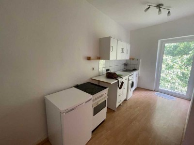 2-Raum-DG-Wohnung mit Balkon in Wuppertal
