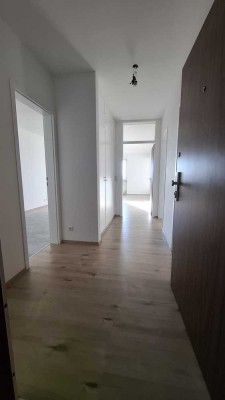 Erstbezug nach Sanierung 2 Zimmer Wohnung in Ginsheim inkl. Stellplatz