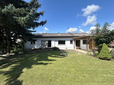 PROVISIONSFREI! Großes Wohnhaus mit Potential in Bretten-Diedelsheim