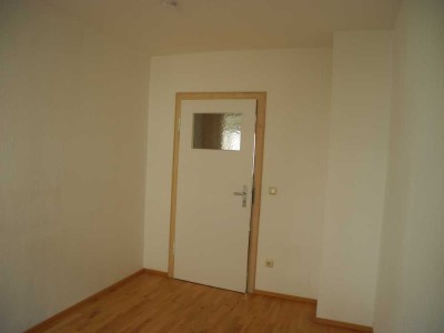Vollständig renovierte 1,5-Zimmer-Wohnung mit EBK in Mainz